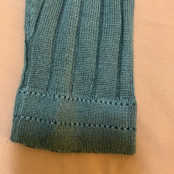 Green Knit Turtleneck - Picture 3 of 5